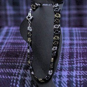 NWT Beaded Floral Anklet